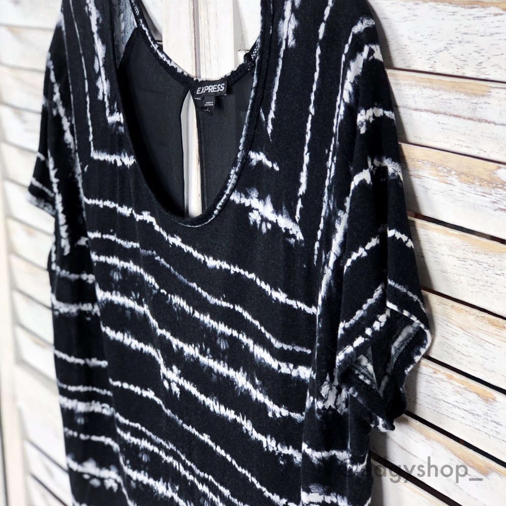 Express | Chiffon Back Watercolor Stripe Top - Picture 2 of 5